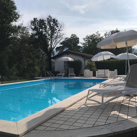 Appartamento Lussuoso 2 In Villa Riccardo Barga Luaran gambar