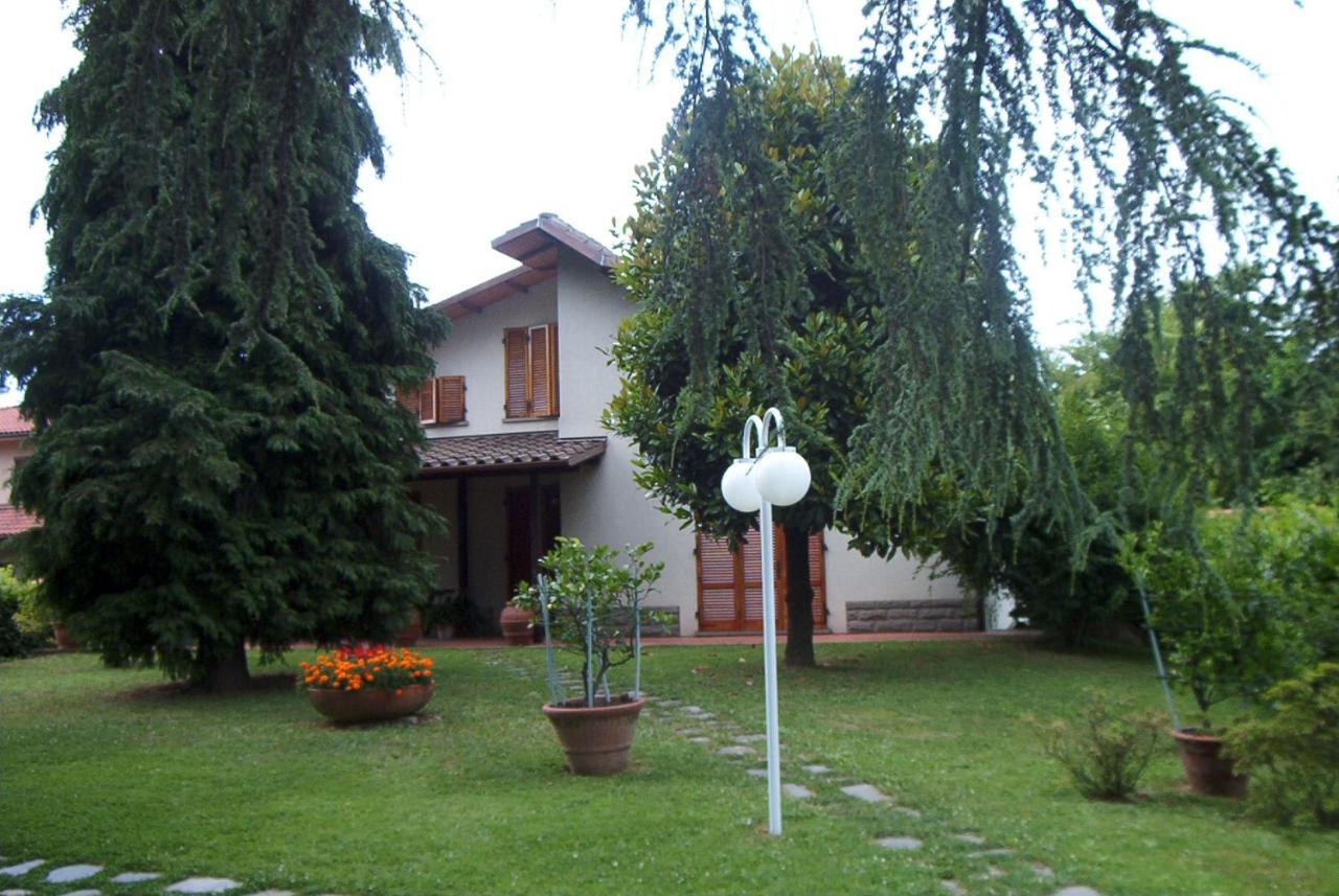 Appartamento Lussuoso 2 In Villa Riccardo Barga Luaran gambar